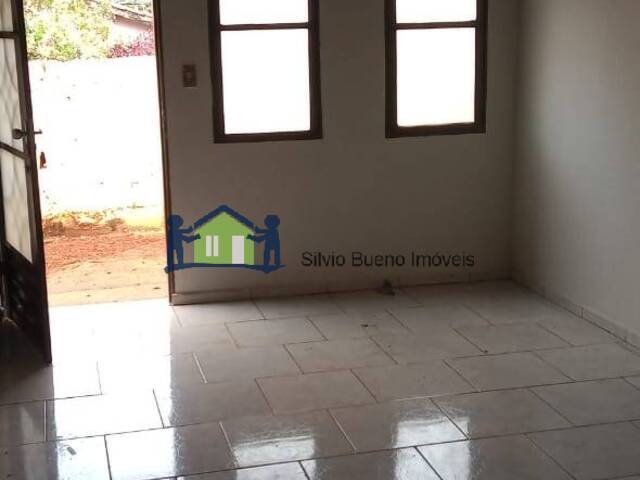 #82 - Casa para Locação em Itápolis - SP - 3