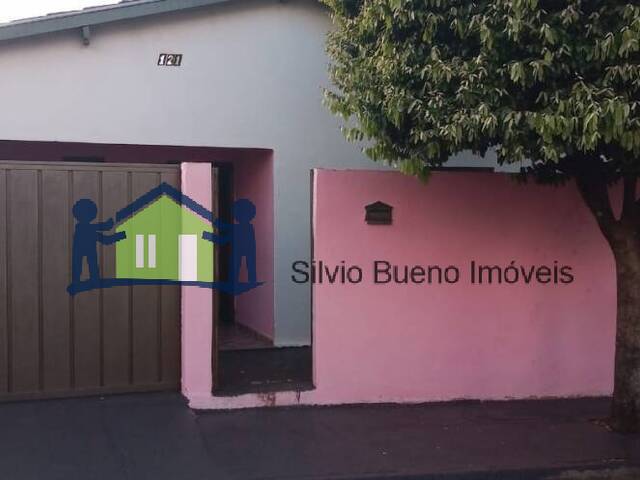 #238 - Casa para Venda em Itápolis - SP