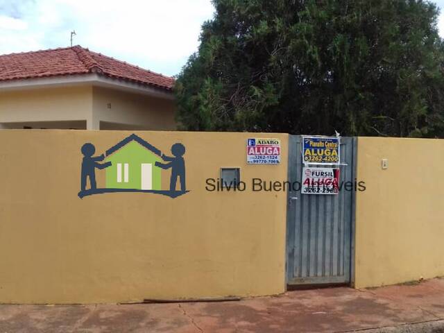 #249 - Casa para Locação em Itápolis - SP - 2