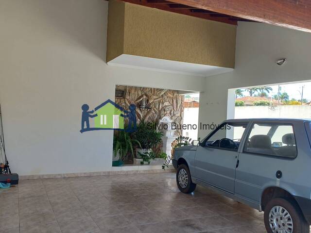 #882 - Casa para Venda em Itápolis - SP