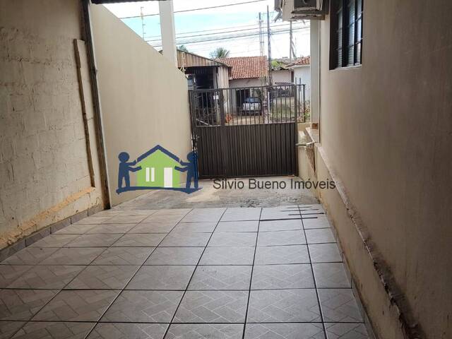 #1006 - Casa para Venda em Itápolis - SP