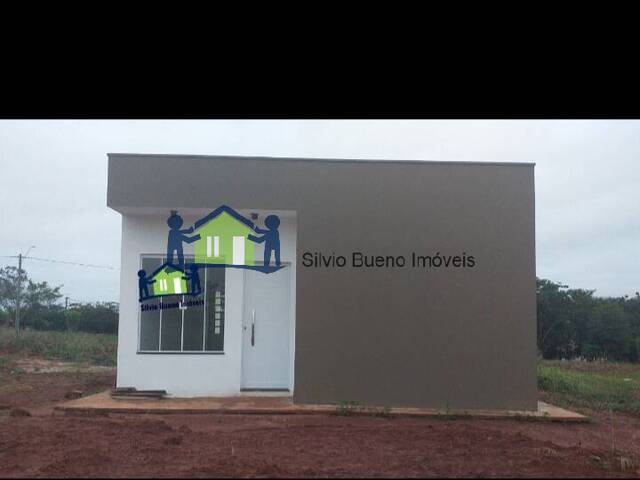 #1084 - Casa para Venda em Itápolis - SP