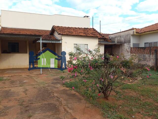 #1128 - Casa para Venda em Itápolis - SP