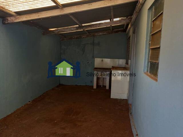 #106 - Casa para Locação em Itápolis - SP - 2