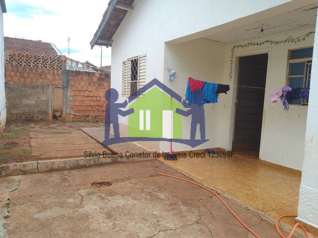 #1558 - Casa para Venda em Itápolis - SP - 1