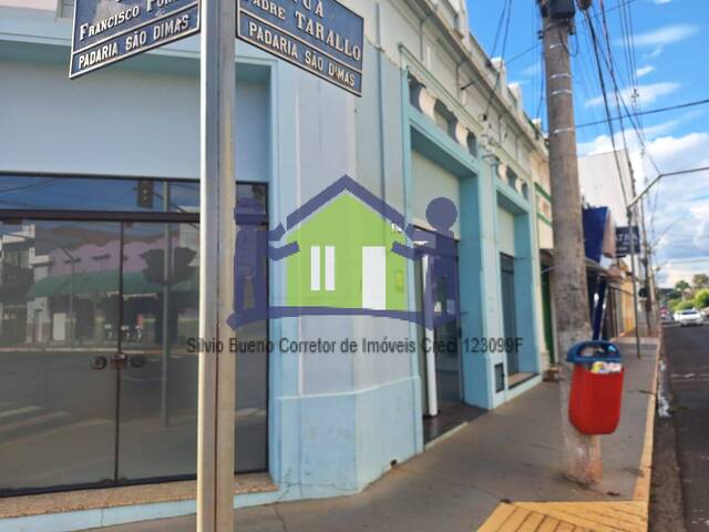 #1592 - Andar Comercial para Locação em Itápolis - SP - 1