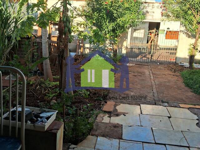 #1622 - Casa para Venda em Itápolis - SP - 2