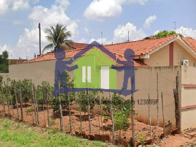 #1634 - Casa para Venda em Itápolis - SP - 2