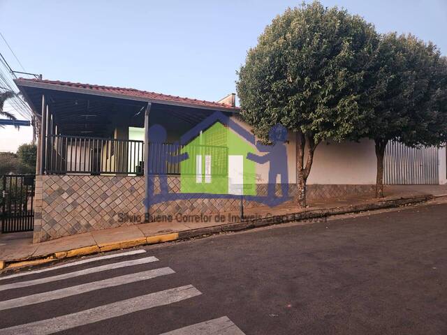 #1640 - Casa para Venda em Itápolis - SP - 2