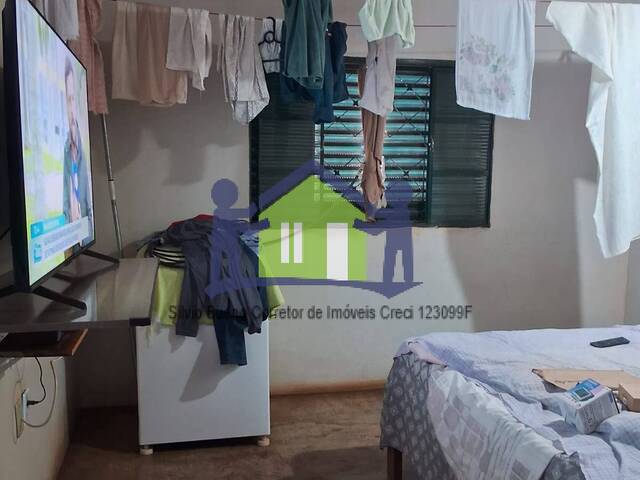 #1695 - Casa para Venda em Itápolis - SP - 2