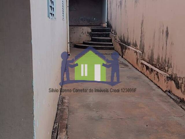 #1696 - Casa para Venda em Itápolis - SP - 3